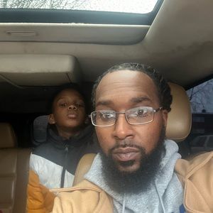 Meet your Posher, D pallet man